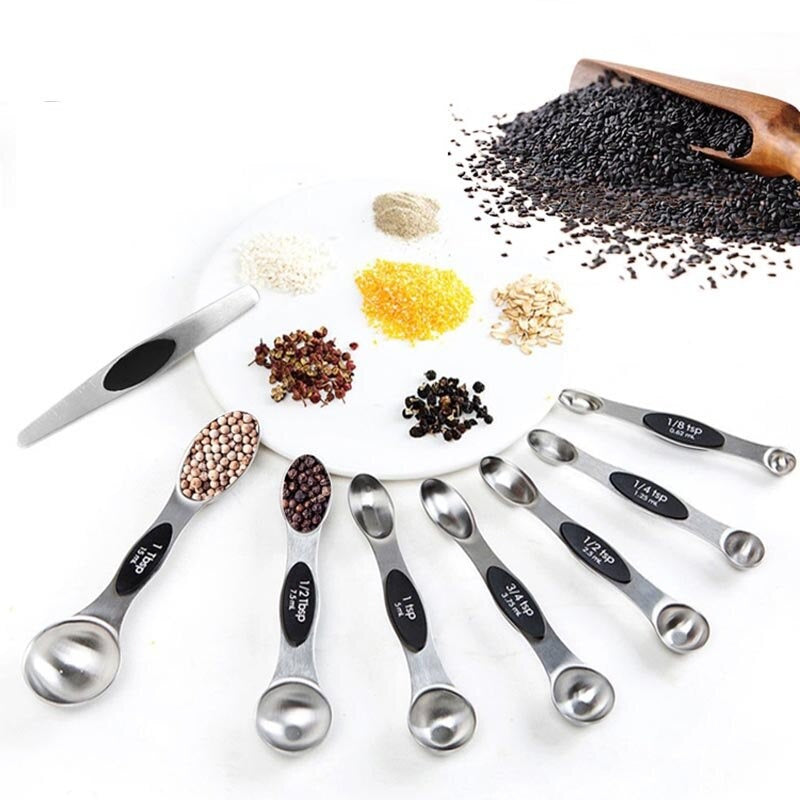 Magnetic measuring spoons